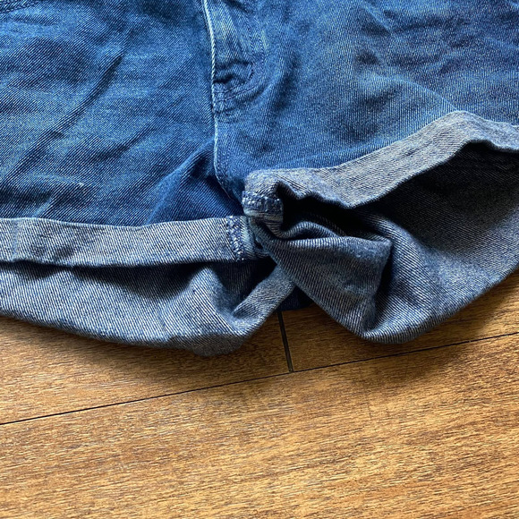 Billabong Hi-Rise Cut-Off Shorts Denim Blue Cotton Stretch Medium Wash Size 30 - Picture 3 of 11